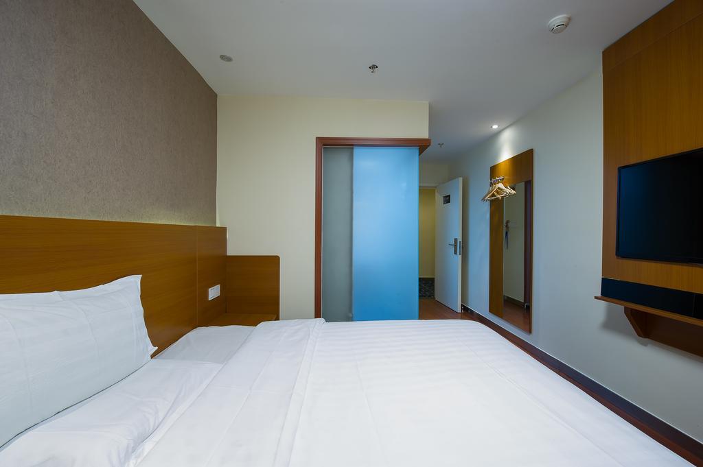 7Days Inn Premium Beijing Chaoyangmen Exterior photo